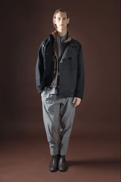Look 17